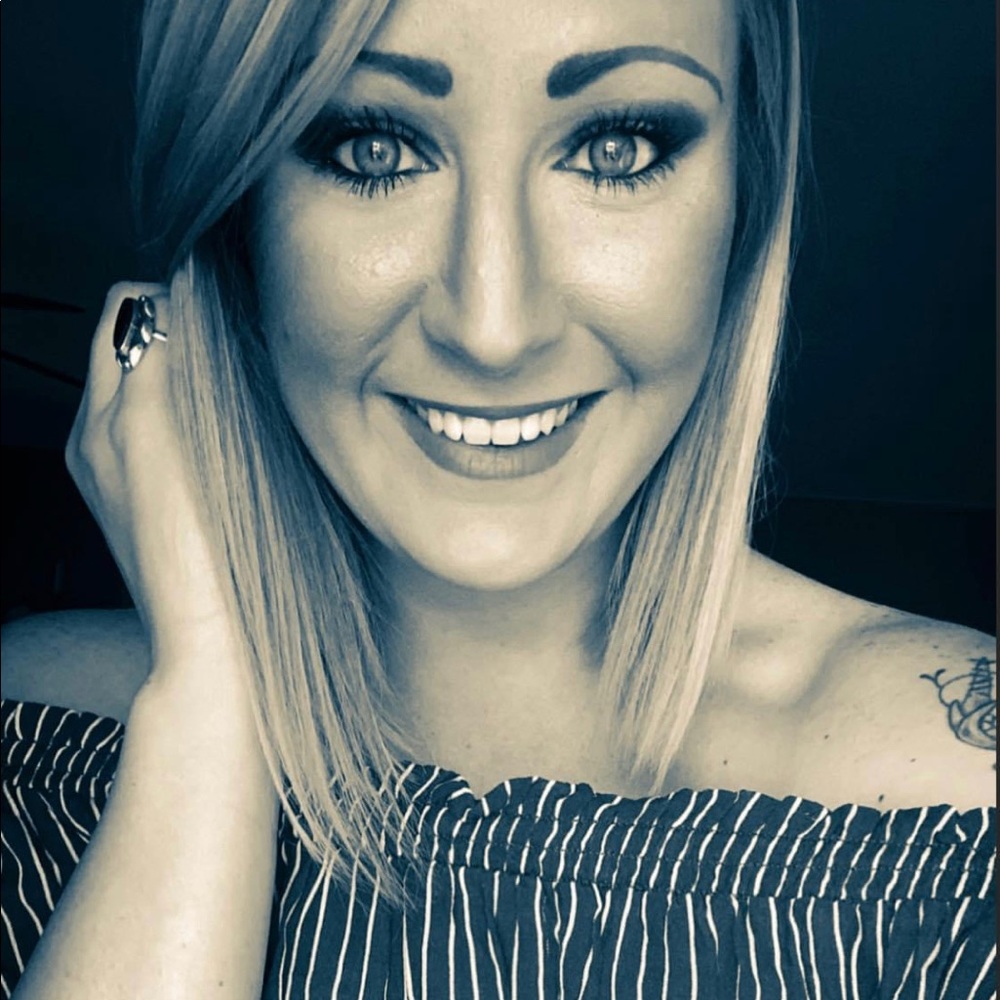 Meet your Posher, Ashlee